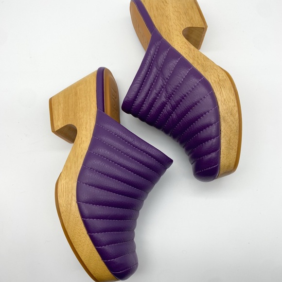 BEKLINA Ribbed Clogs - Picture 4 of 6